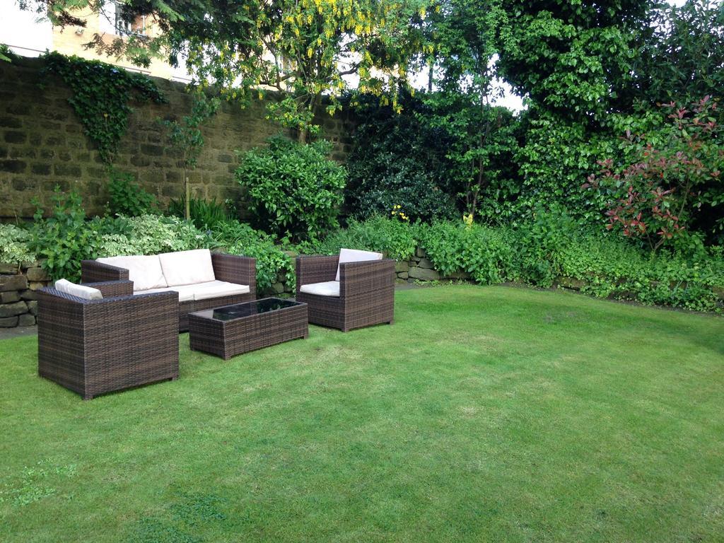 Willow Cottage B&B Yeadon Dış mekan fotoğraf