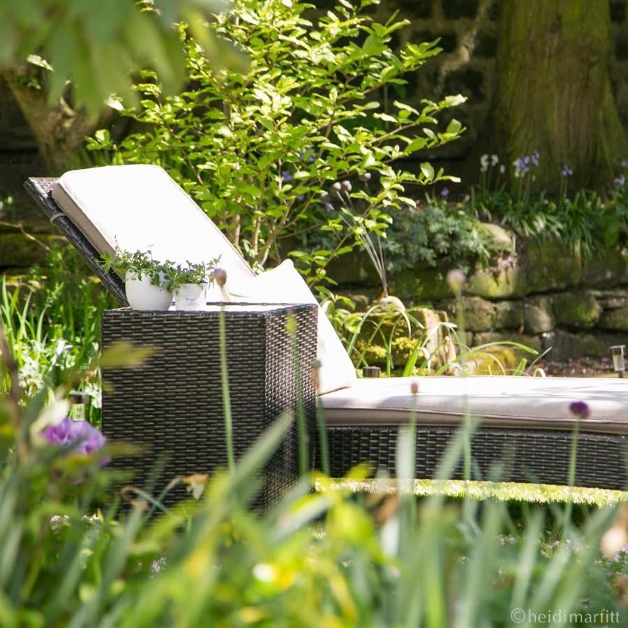 Willow Cottage B&B Yeadon Dış mekan fotoğraf